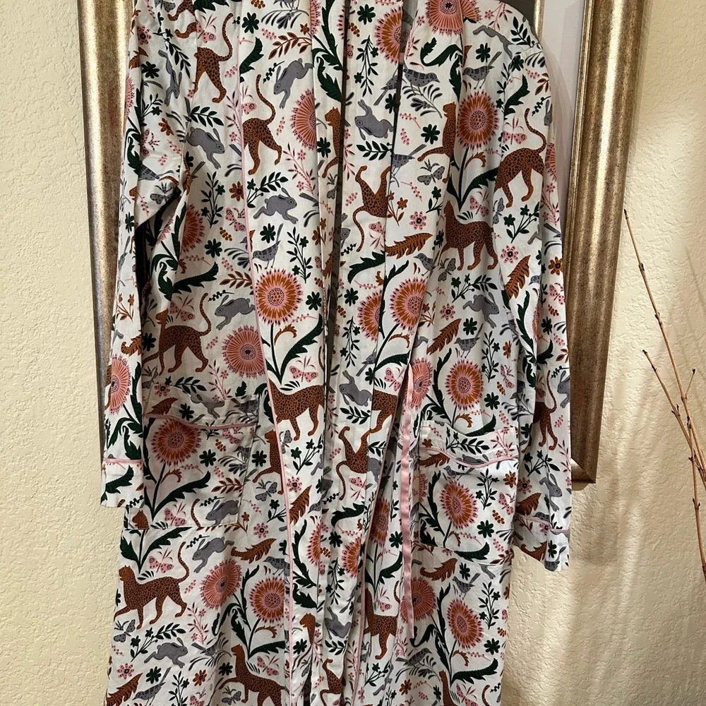 Boden Multicolor Patterned Robe - Picture 1 of 6